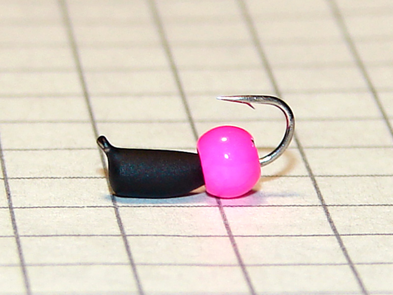 картинка D2,4 (0,35 гр) Мормышка УЛОВКА "гвоздик" с лат. шар. (розовый флуо) 3,2 мм от магазина "Без насадки"